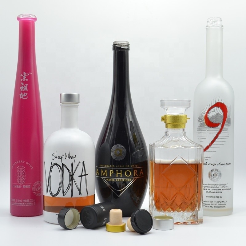 Bouteille en verre personnalisée de 200 ml 375 ml 500 ml 700 ml 750 ml 1000 ml pour vodka et spiritueux