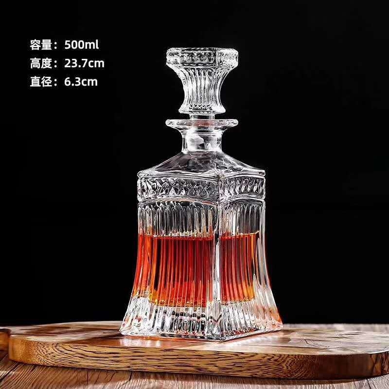 Décanteur de vin en verre blanc cristallin de 500 ml/650 ml/700 ml/800 ml pour la vodka brandy de qualité supérieure