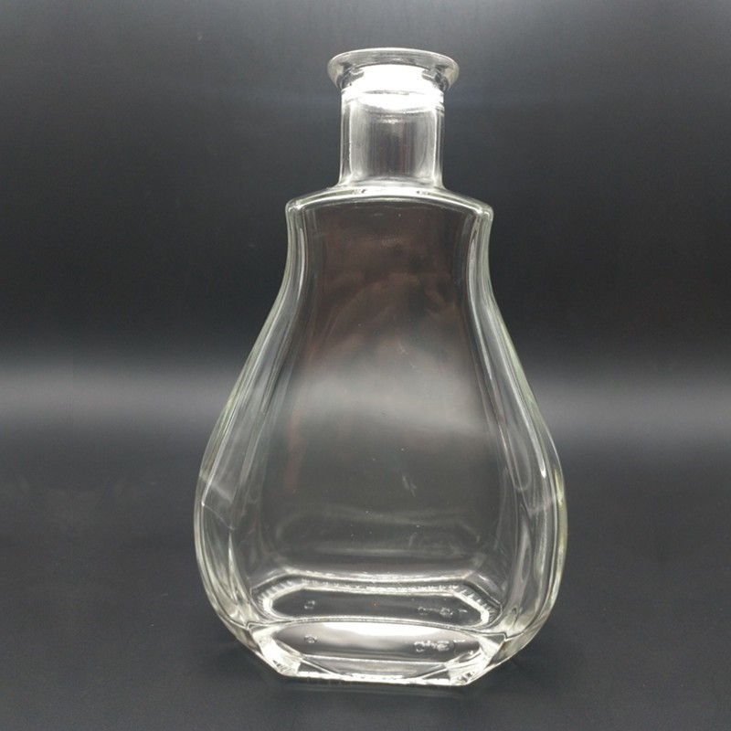 Fabricants de bouteilles en verre de brandy Super Flint avec type d'étanchéité au liège et terme FOB