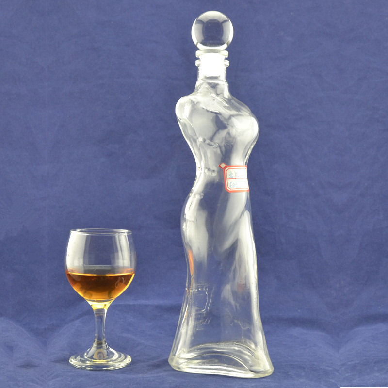 Decal Surface Handling Vodka Bouteille en verre pour la forme du corps des femmes en matériau blanc cristallin