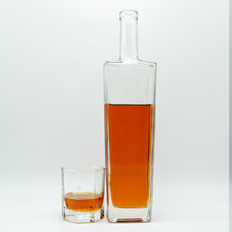 Super Flint Glass 250ml 300ml 350ml 750ml 1l Bouteilles de verre clair de liqueur avec tequila