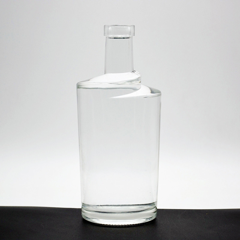 Dépôt de surface décal 750 ml Bouteille en verre de liqueur pour la rotation de l'épaule de forme personnalisée