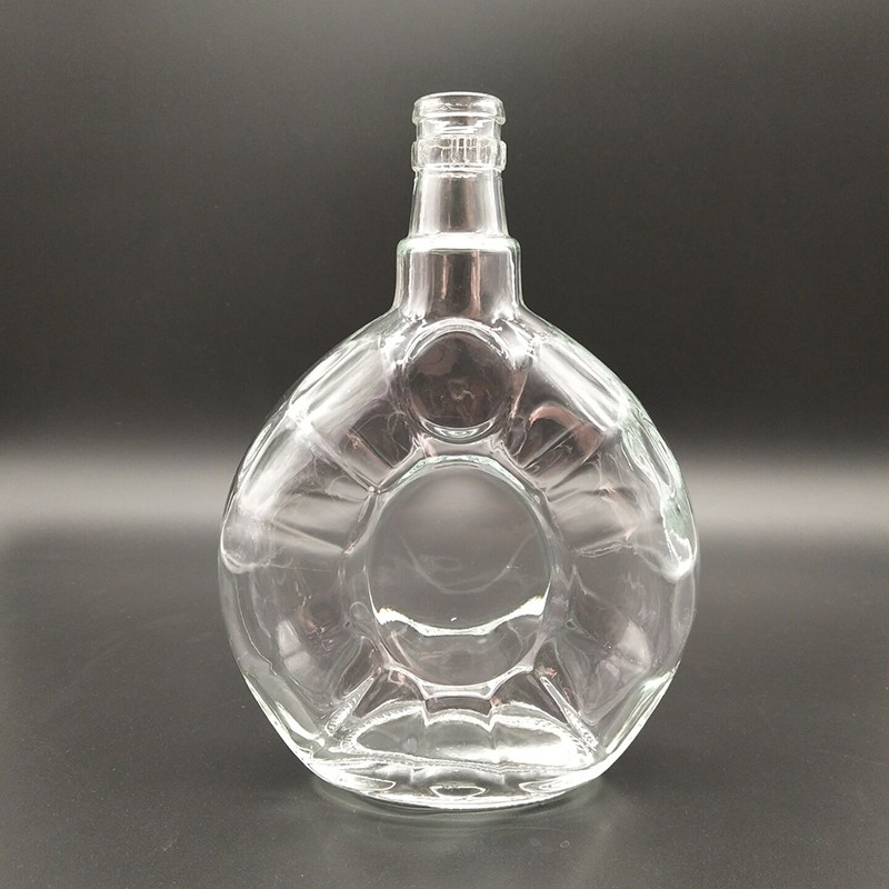Matériau en verre Super Flint 700 ml 750 ml 1 litre Bouteille en verre de vodka avec norme CE